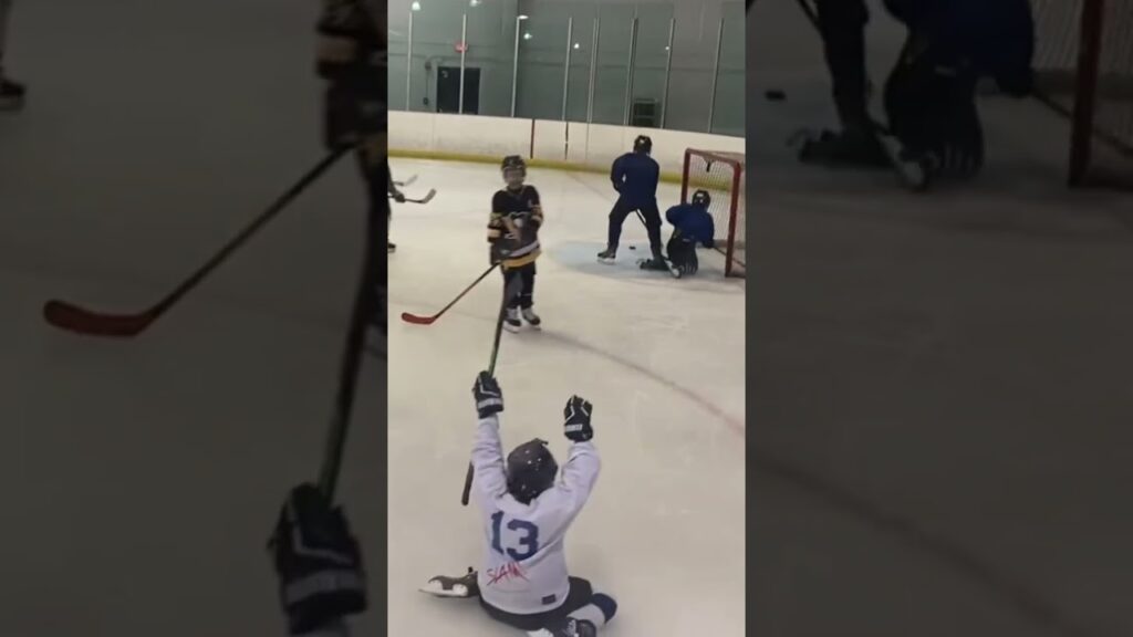 How to Teach Kids Hockey: 8U Goal Scoring Tips & Skating Drills for Beginners | Colton Collett