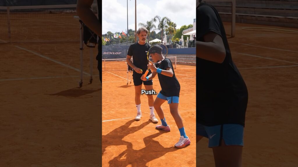 Master the Backhand Slice: Pro Tennis Tips by Coach Mouratoglou #TennisIndia
