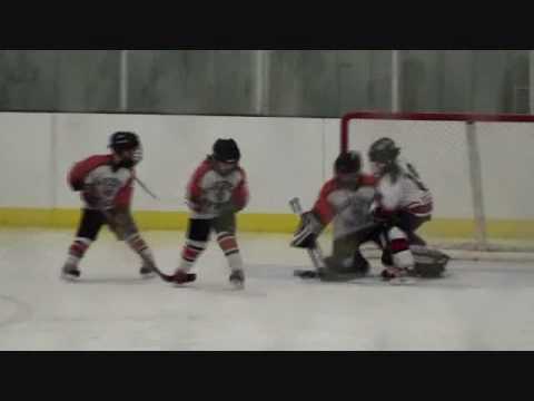 Megan (Maine Sternmen Hockey) Scores Her First Mite Goal | Amazing Hockey Milestone